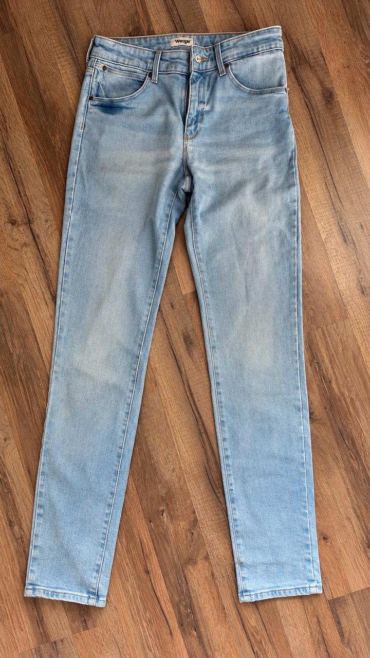 Джинсы Wrangler