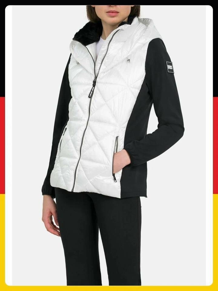 DKNY