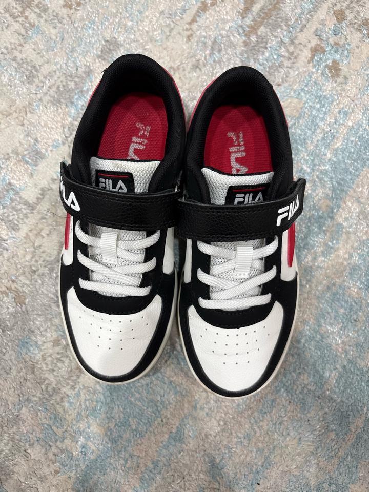 FILA