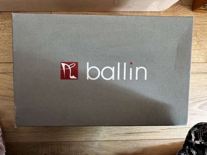 Кроссовки ,туфли,лоферы Ballin