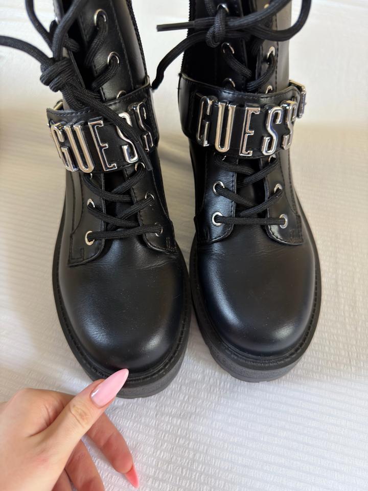 GUESS