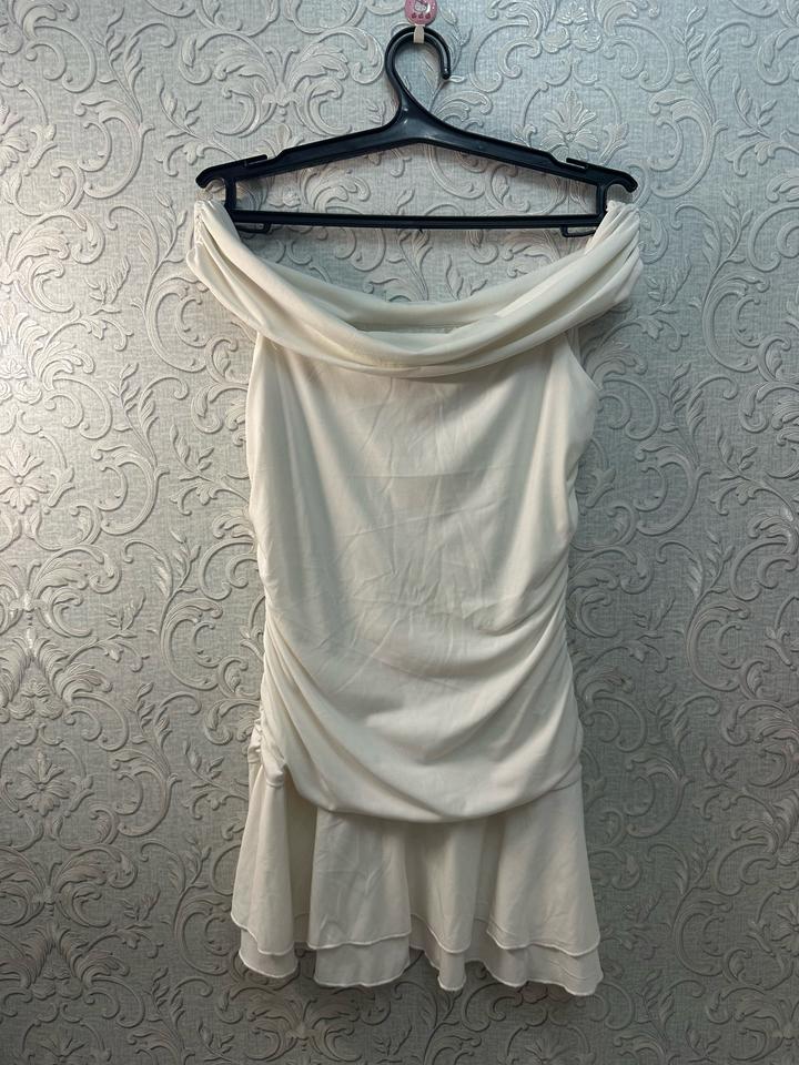 Платье Bershka