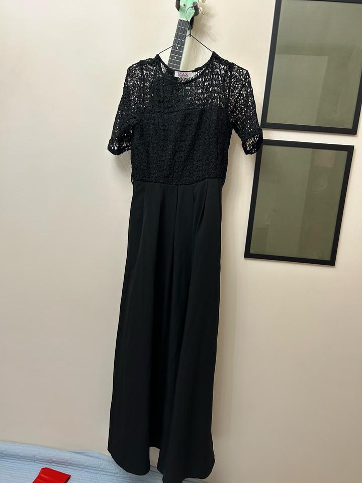 Платье с кружевным верхом