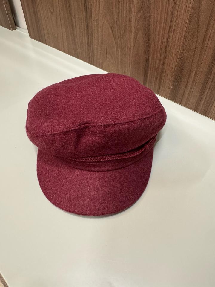 Женское кепи