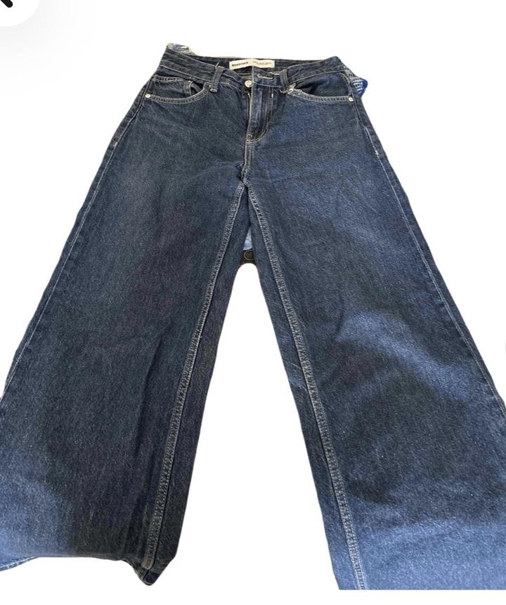 Джинсы Bershka