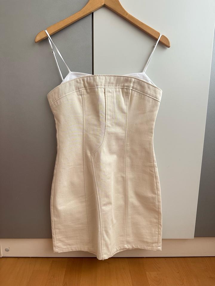 Платье Zara