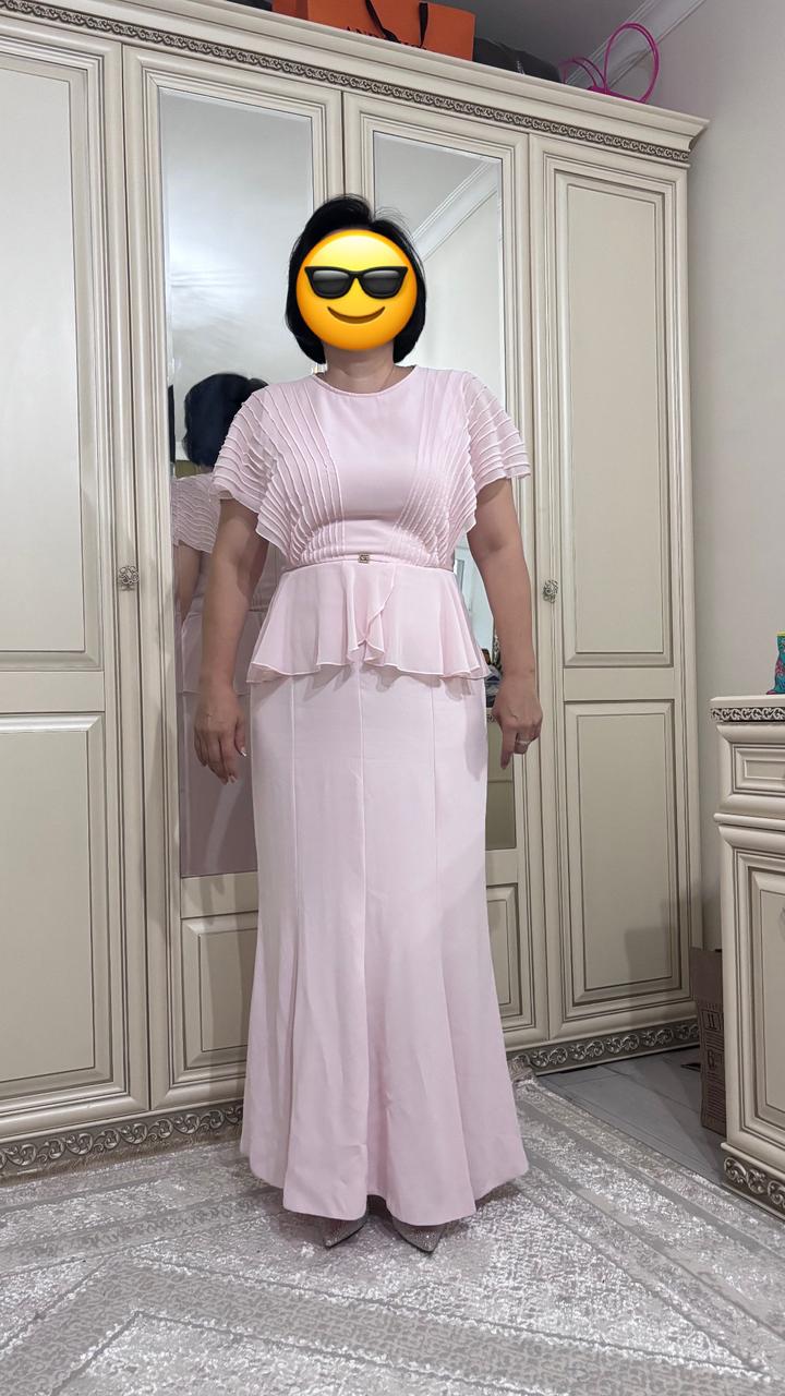 Платье с баской