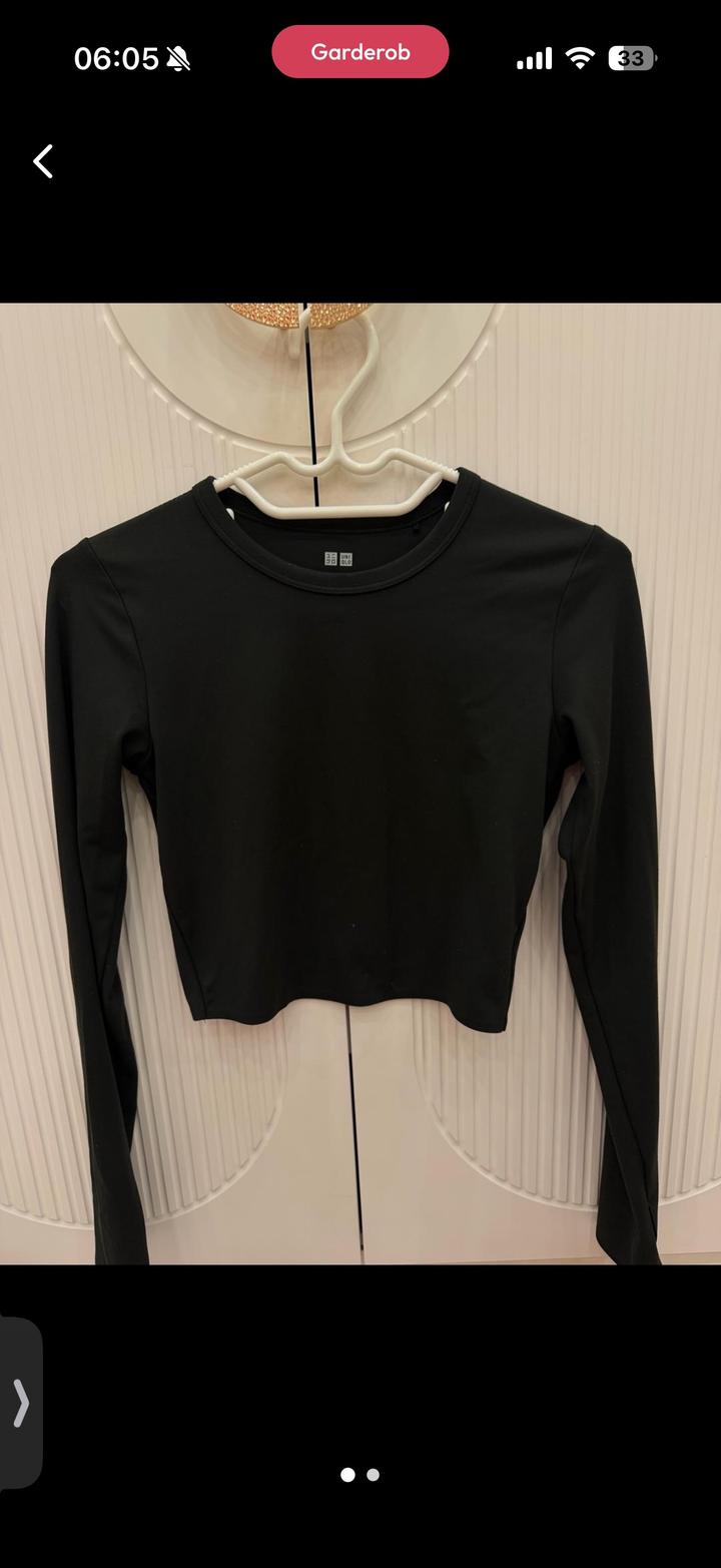 Черный Укороченный лонгслив UNIQLO размер XS
