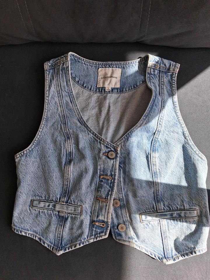 Lucky Brand