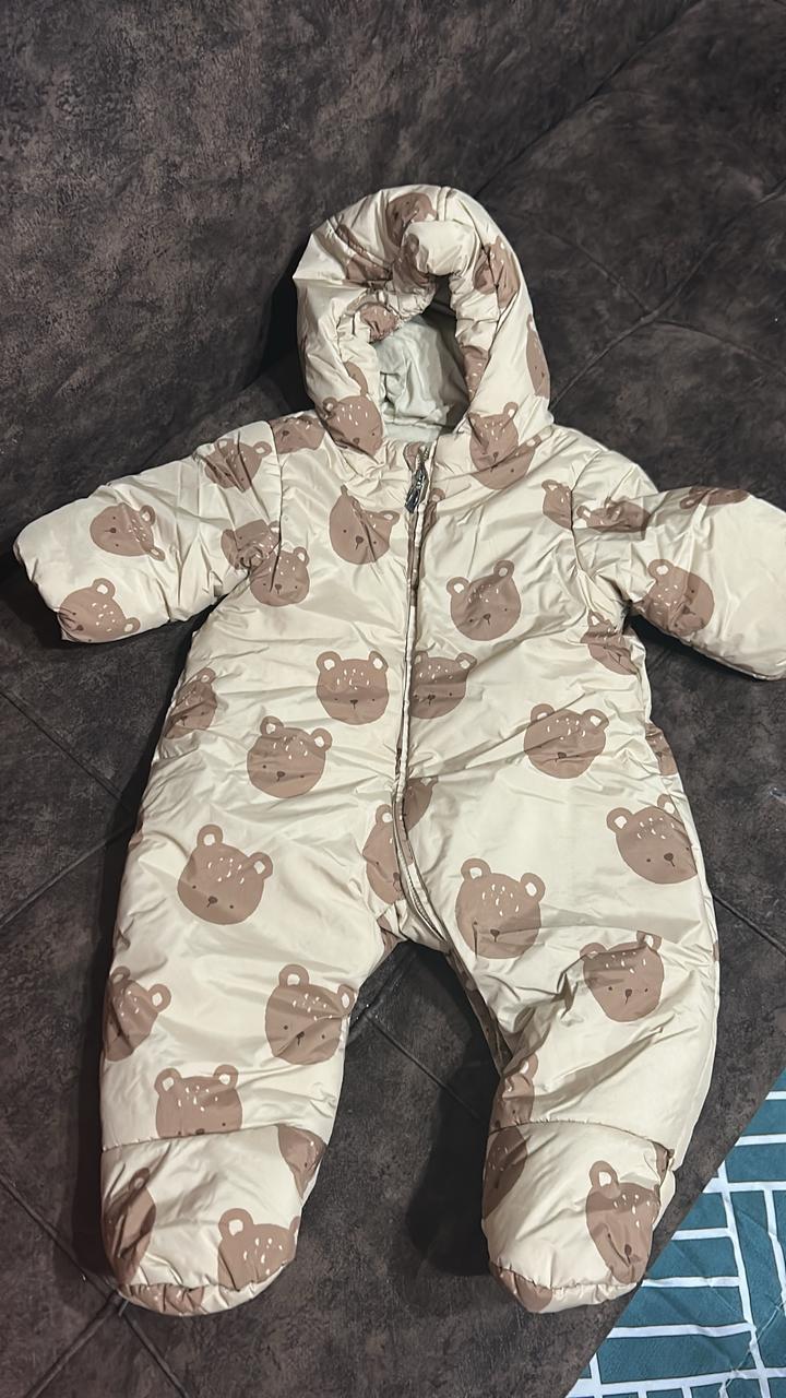 Baby Go Утепленный детский комбинезон с принтом мишек