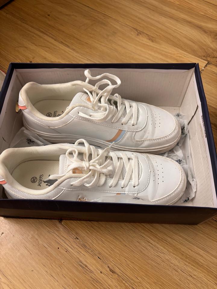 U.S. Polo Assn.