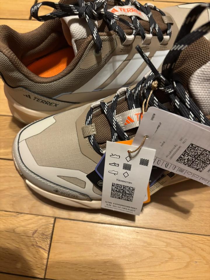 Adidas