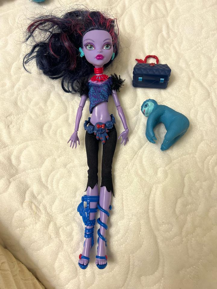 monster high Джейн Булитл