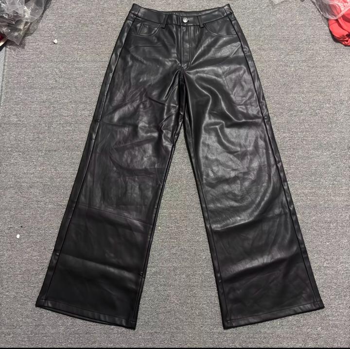 Брюки из экокожи