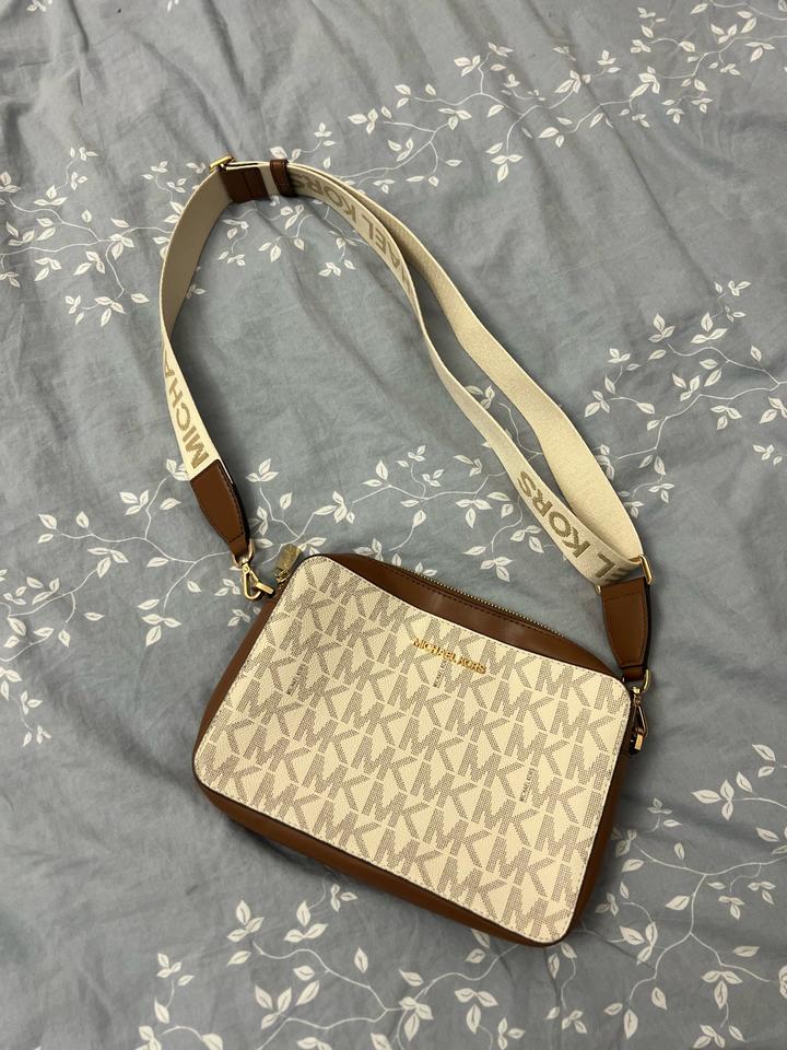 Сумка Michael Kors через плечо