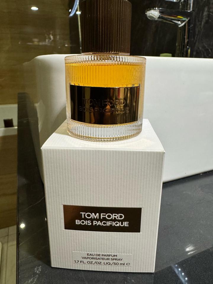 TOM FORD Bois Pacifique Парфюмерная вода 50 мл