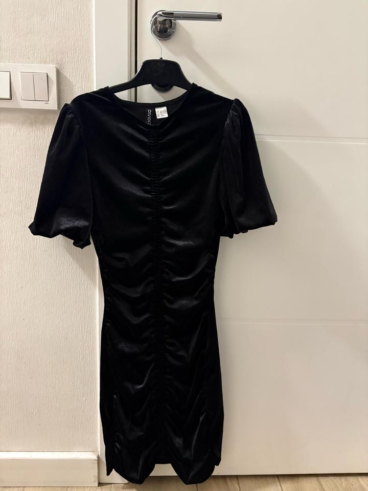 H&M