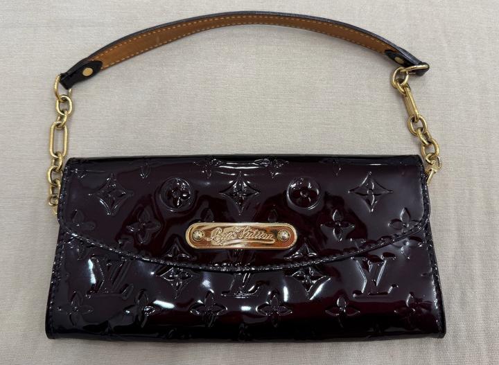Клатч Louis Vuitton
