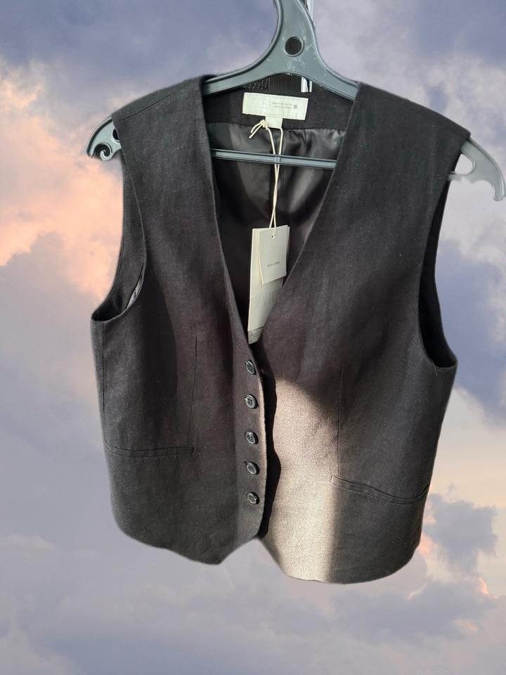 Жилет ZARA
