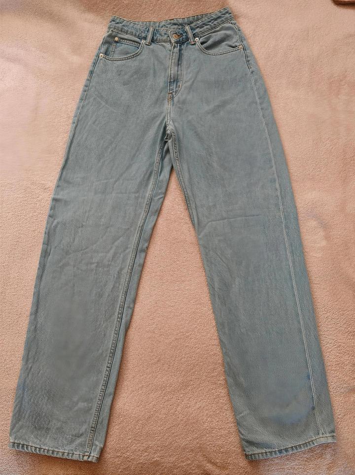 H&M Джинсы с высокой посадкой