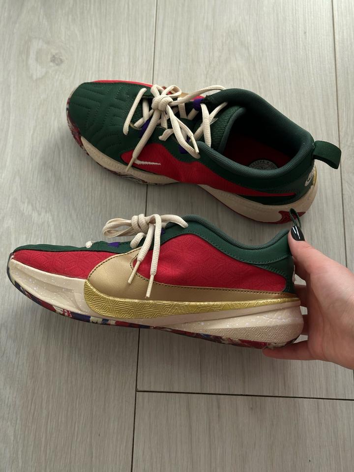 Nike