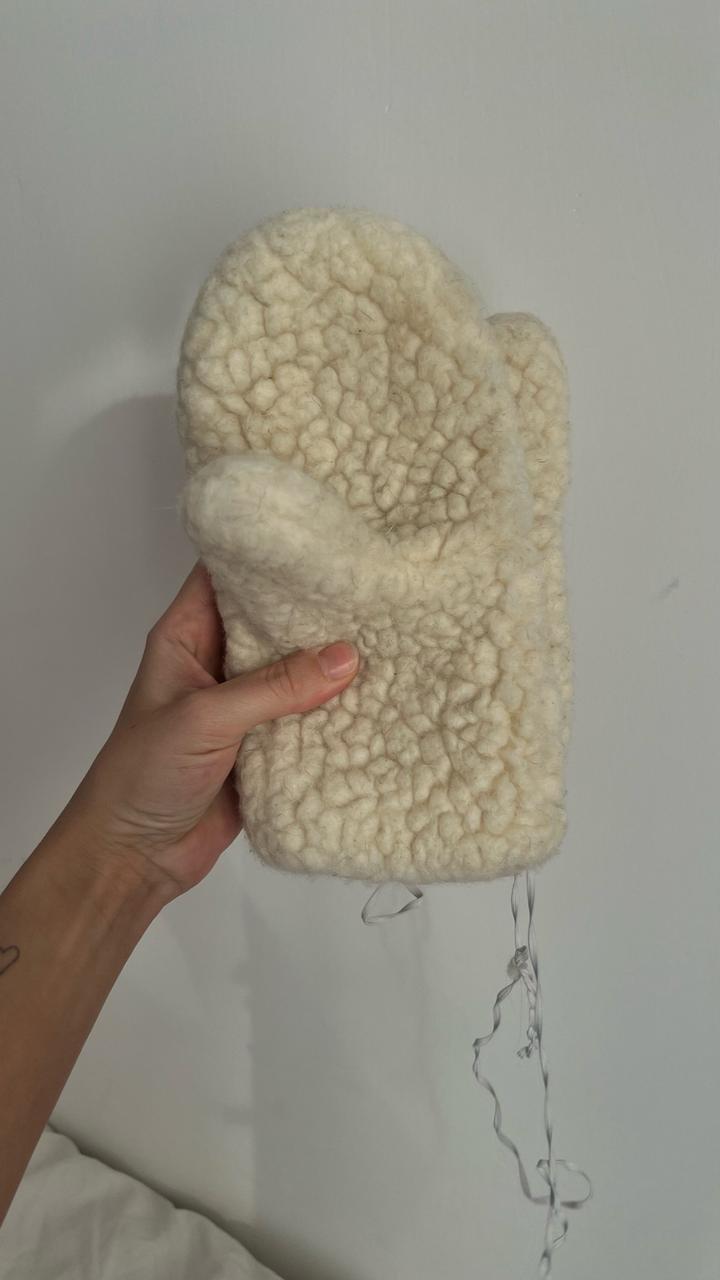 Варежки натуральные