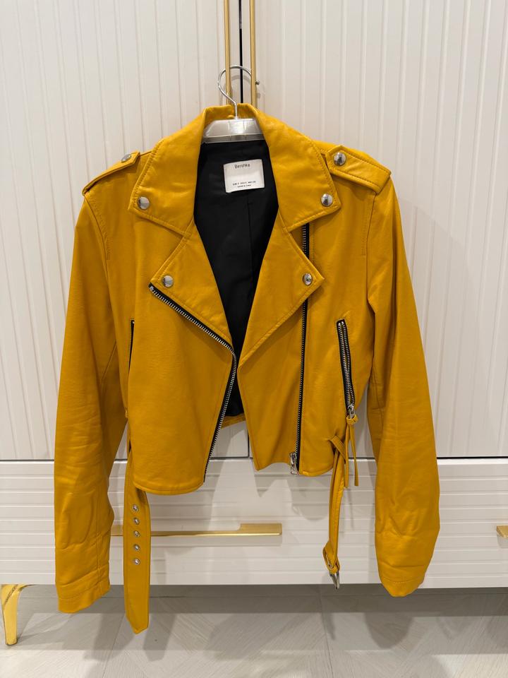 Куртка косуха Bershka