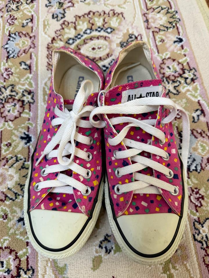 Converse