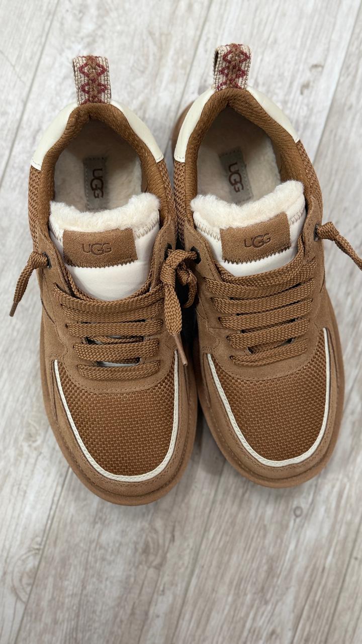 UGG
