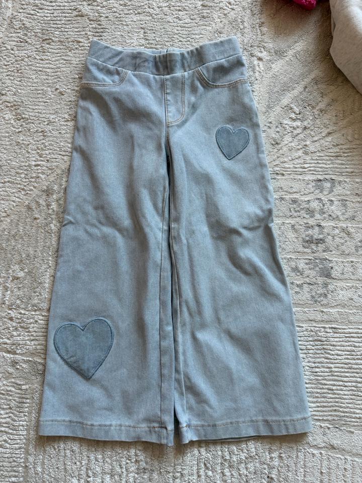 H&M