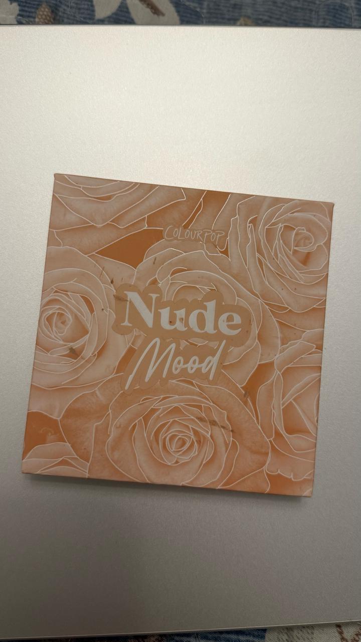 Палетка теней американского бренда ColourPop Nude Mood