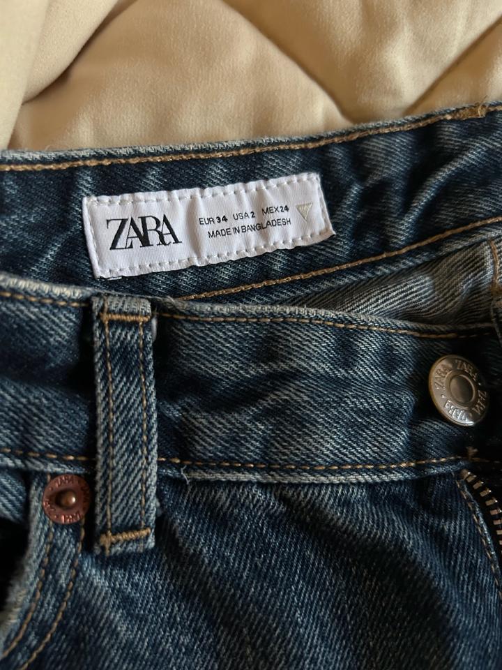 Джинсы ZARA