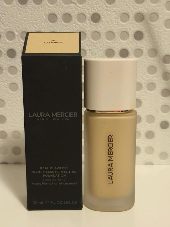 laura mercier