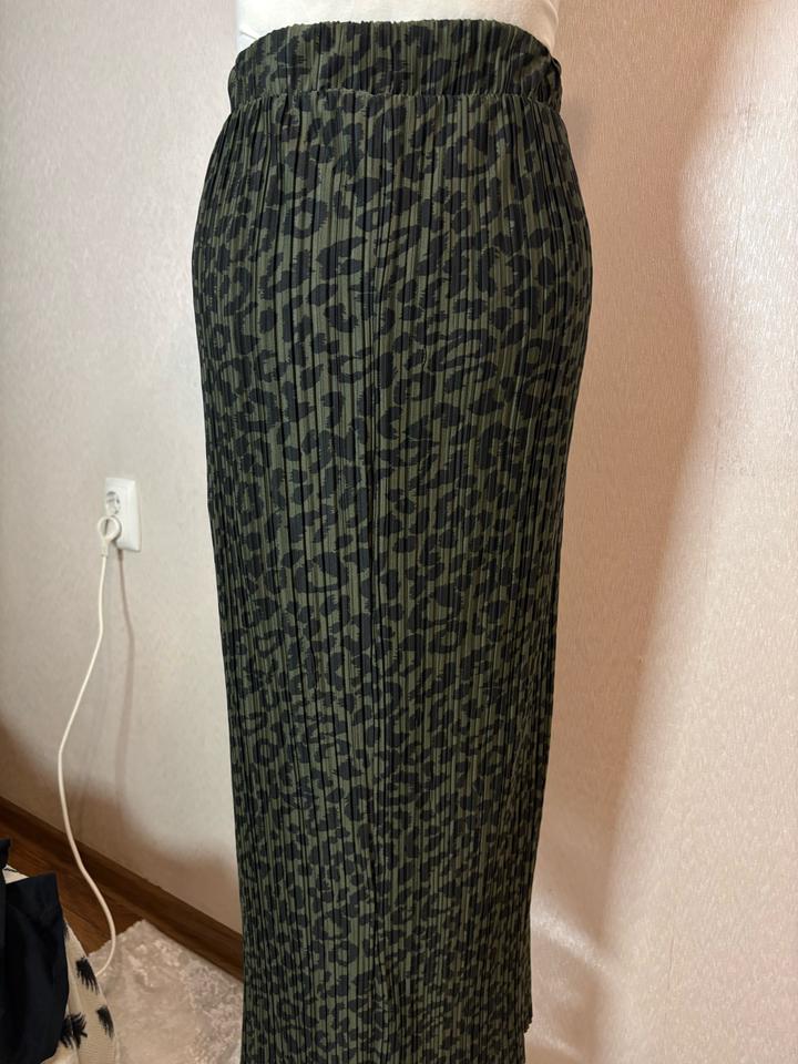 ASOS Прямая плиссе