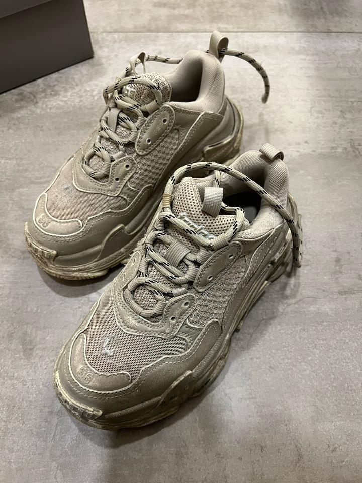 Balenciaga