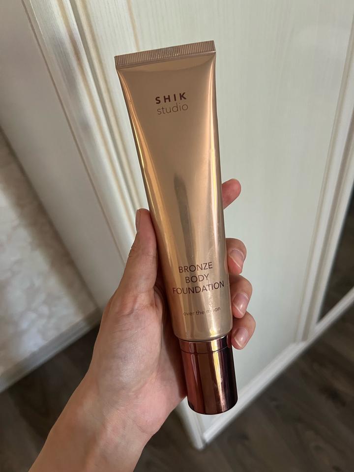 SHIK studio Bronze Body Foundation крем-тон для тела
