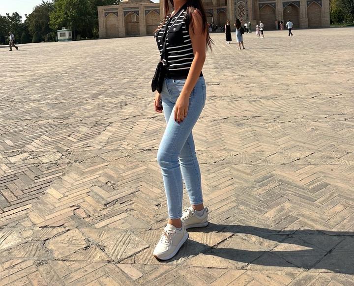 Джинсы Zara