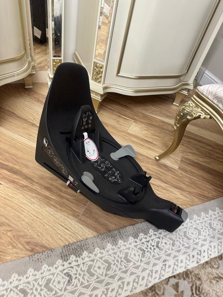 Cybex