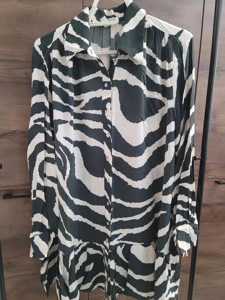 H&M