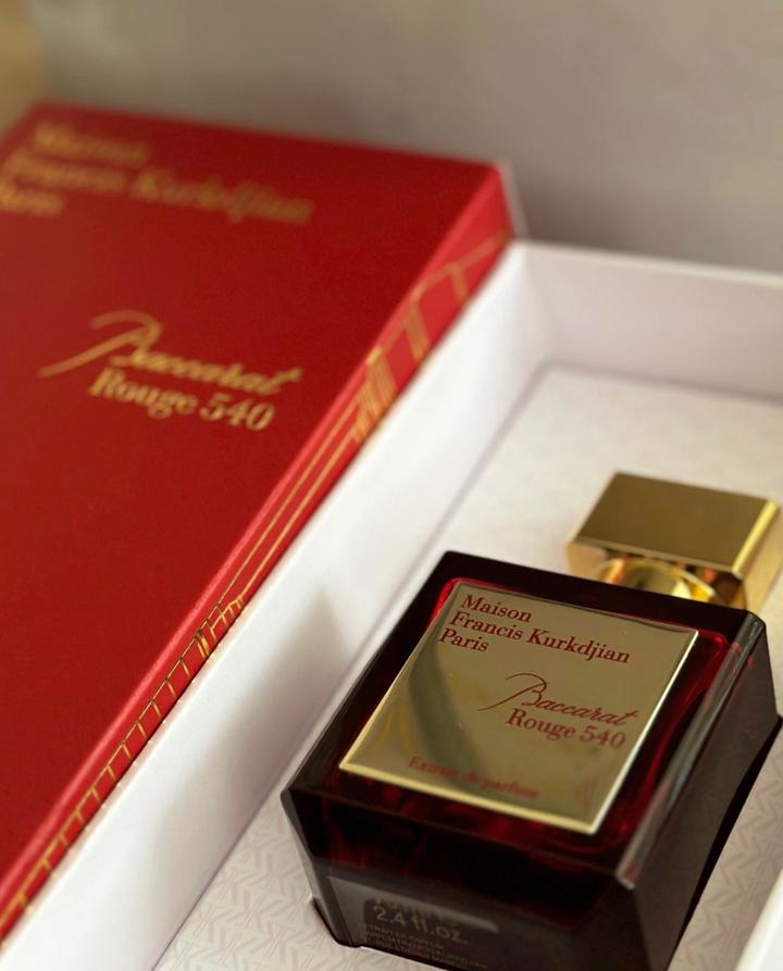 Парфюмерная вода Maison Francis Kurkdjian Baccarat Rouge 540