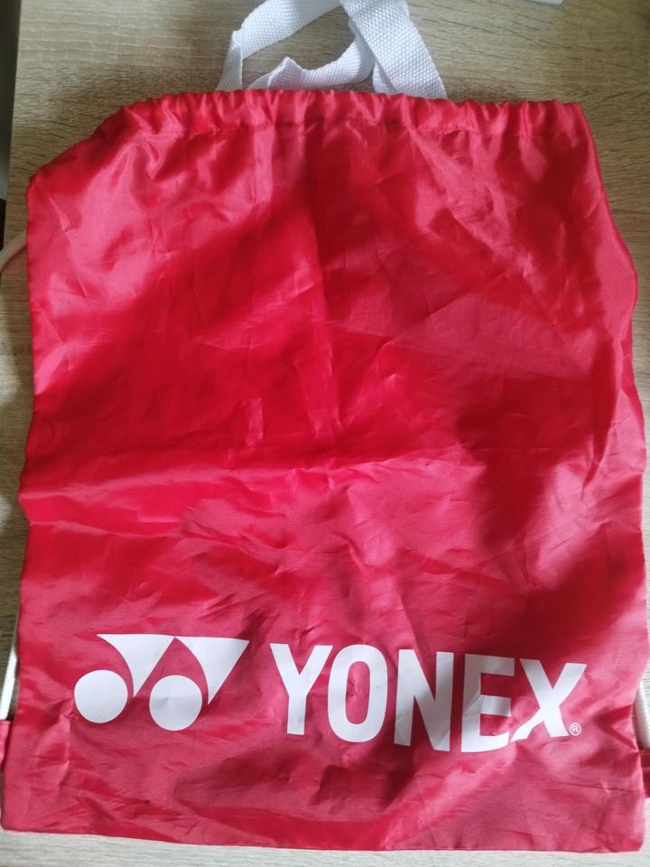 Yonex