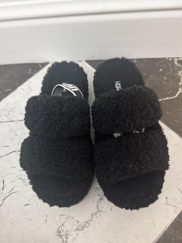 Женские шлепанцы UGG