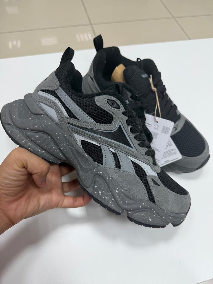 Кроссовки Reebok