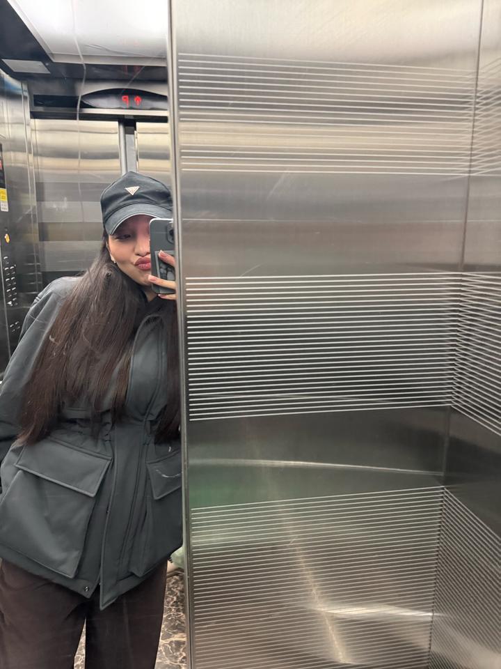 12 STOREEZ