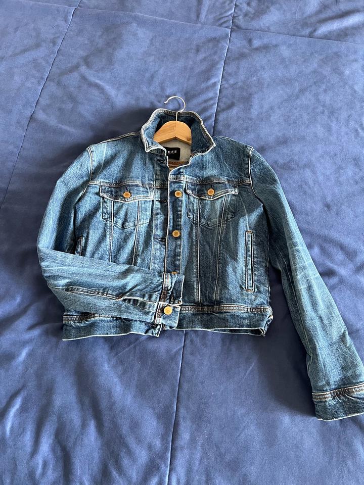 GUESS