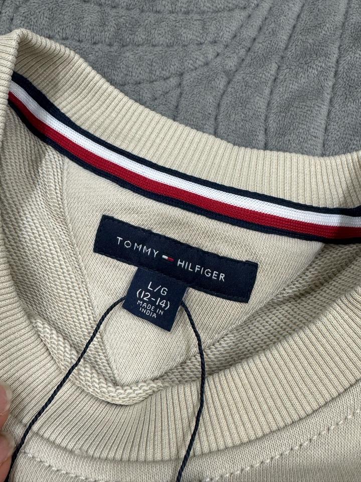 Tommy Hilfiger