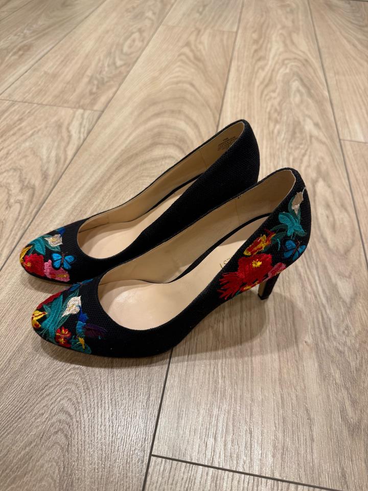 Nine West