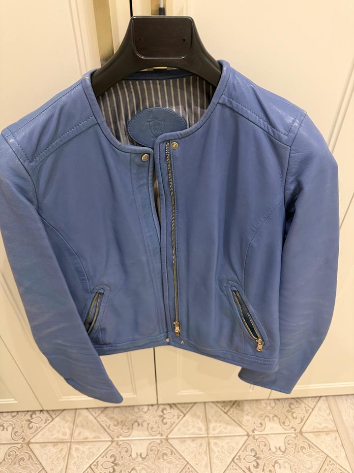 Кожаная куртка Massimo dutti