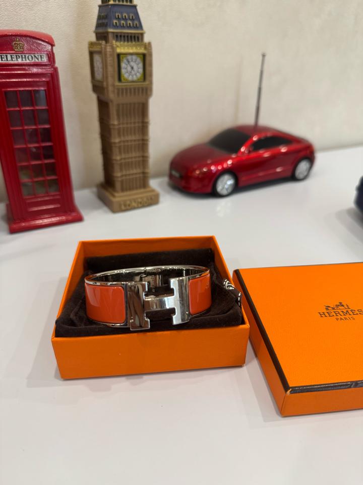Hermès