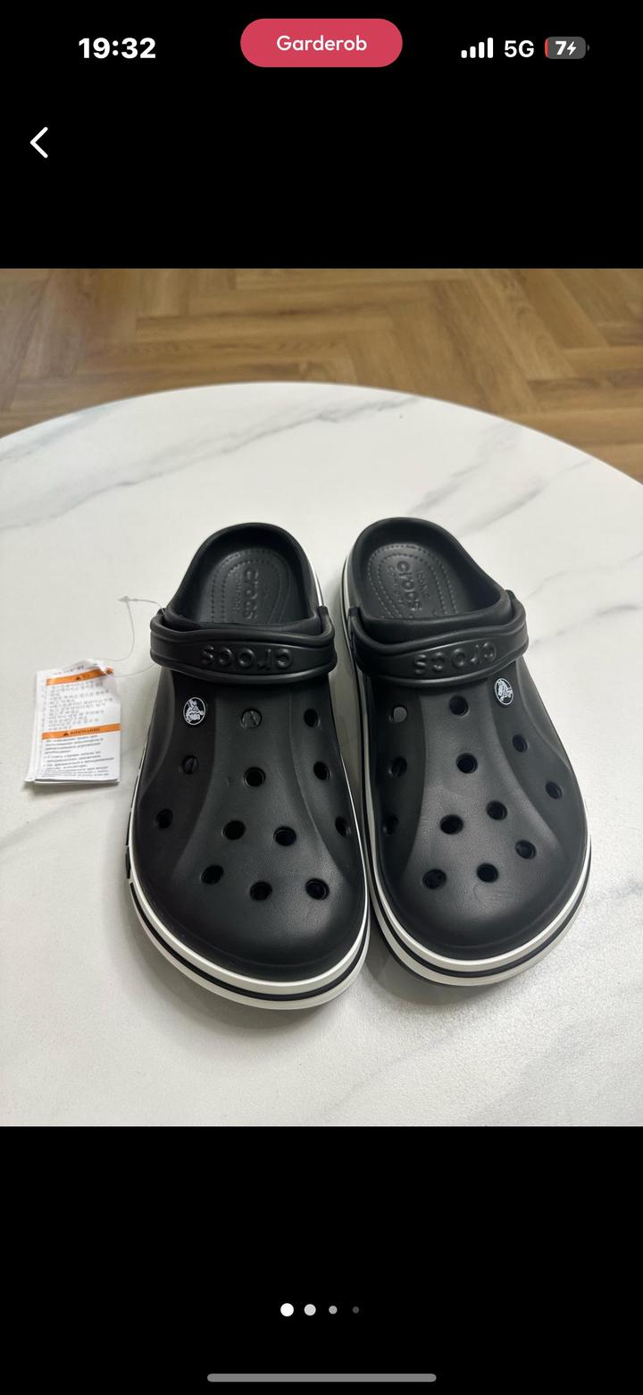 Crocs